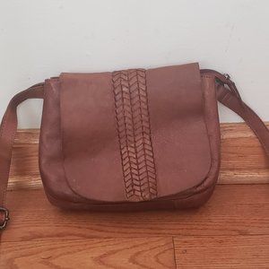 Vilenca Holland Crossbody Handbag with Woven Strip Design in Front